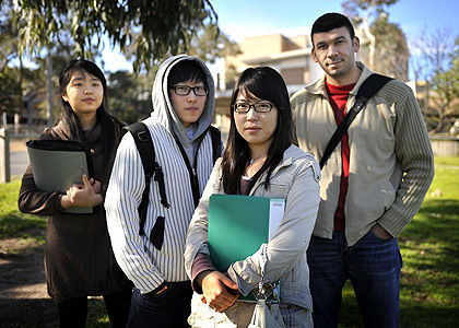 Đăng ký nhập học ở Anh